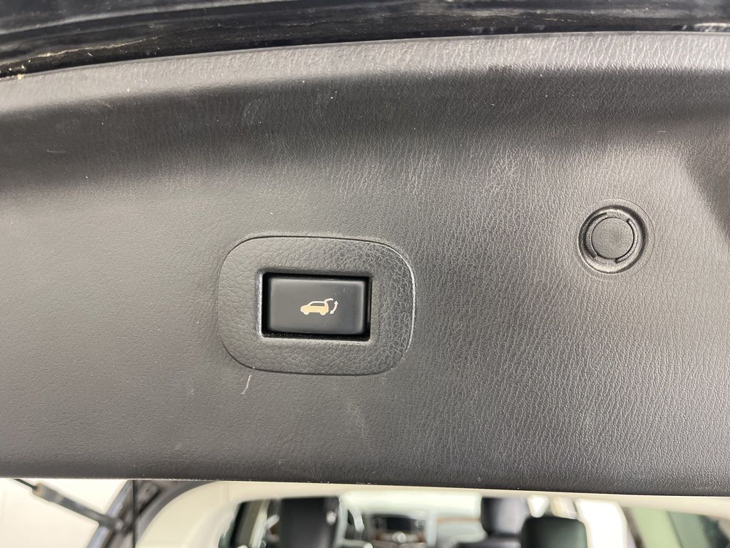 Thumbnail: 2019 Nissan Armada - 22