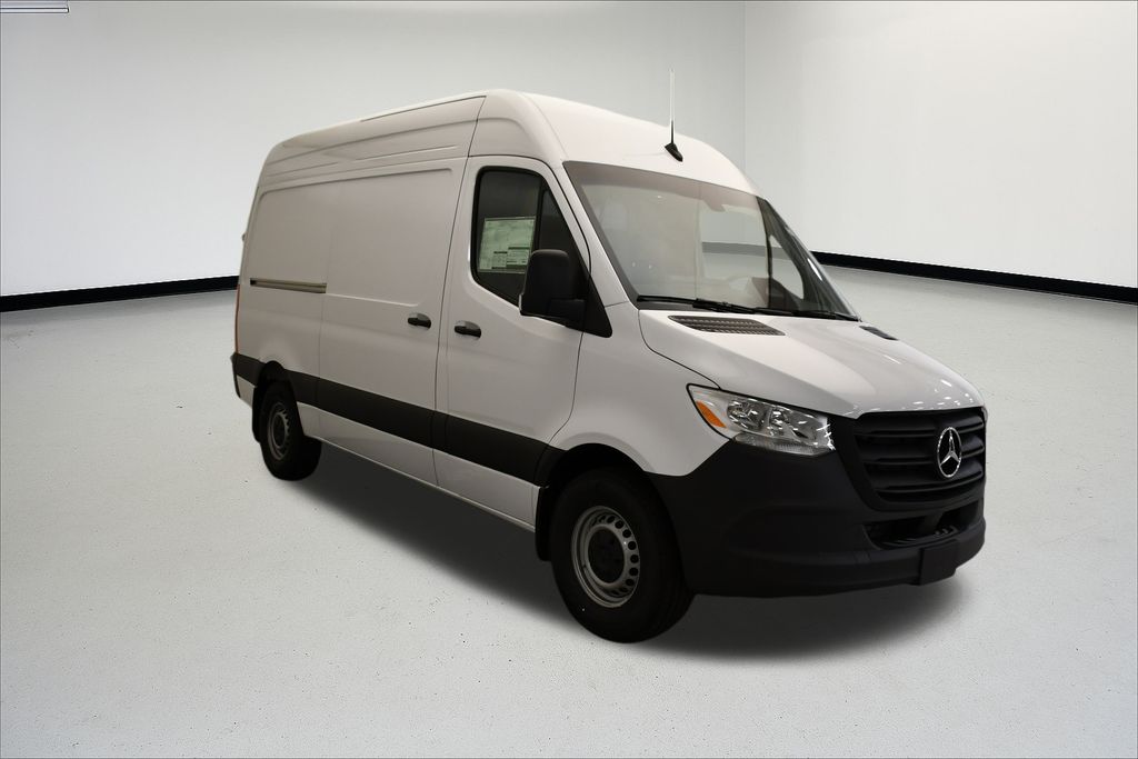 Thumbnail: 2026 Mercedes-Benz Sprinter - 4