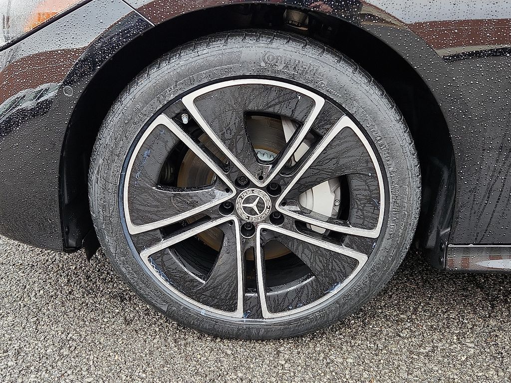 Thumbnail: 2025 Mercedes-Benz CLE - 8