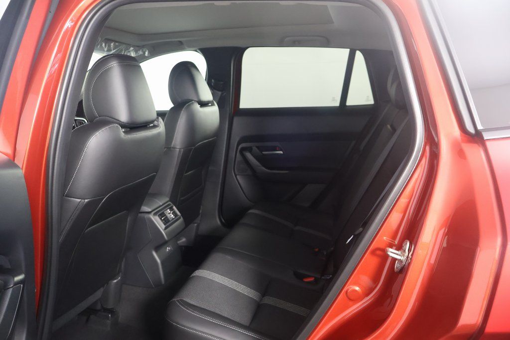2025 Mazda CX-50 S Premium 5