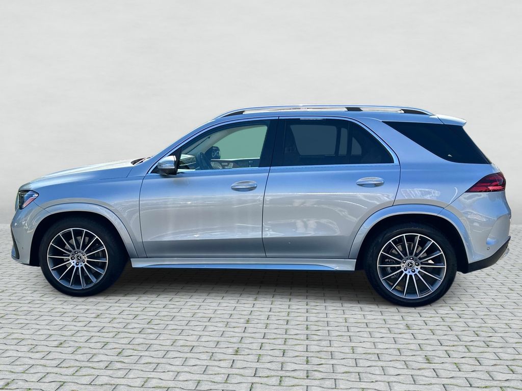 Thumbnail: 2026 Mercedes-Benz GLE - 8