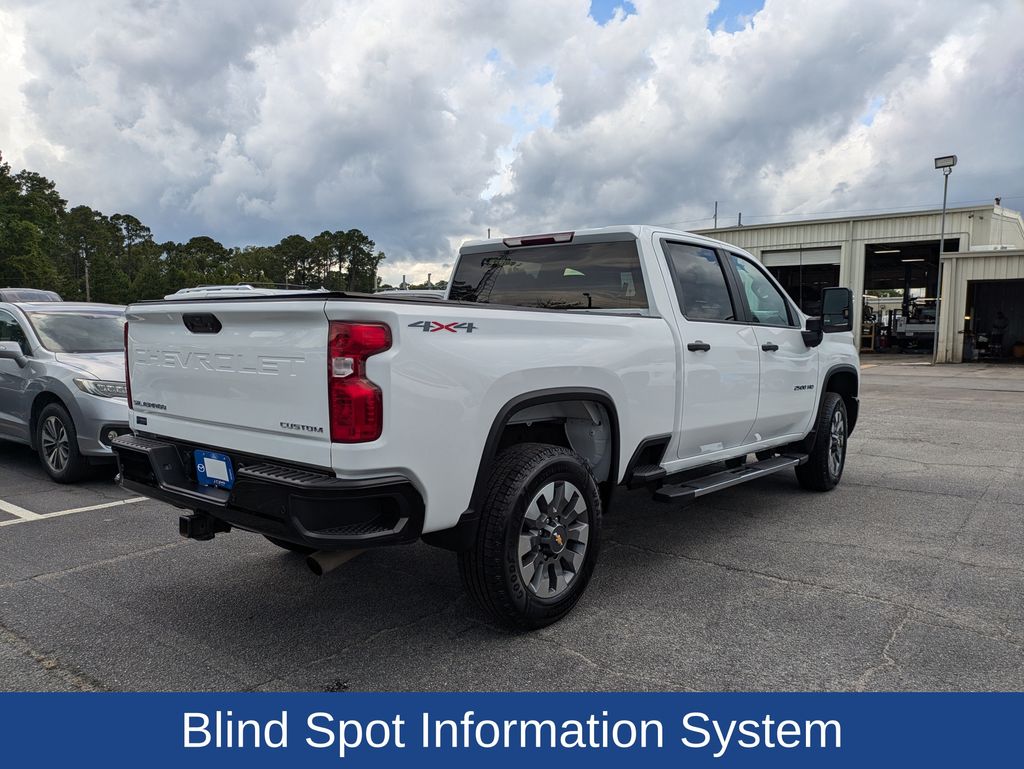 2024 Chevrolet Silverado 2500HD Custom