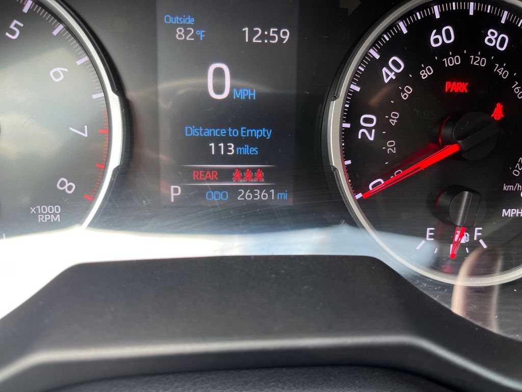 2019 Toyota RAV4 LE photo