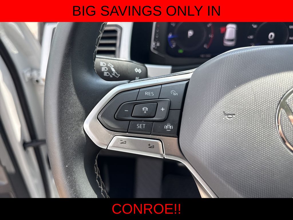 2022 Volkswagen Atlas 3.6L V6 SE w/Technology White at South Houston Nissan