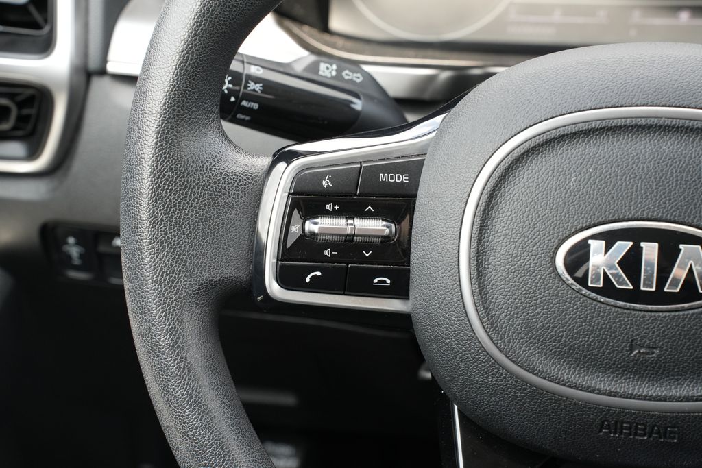 2021 Kia Sorento LX Silver at Community Kia