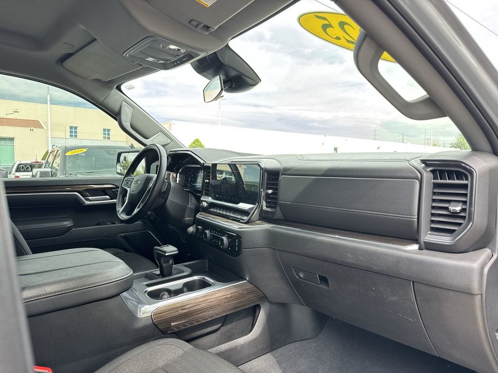 Used 2025 Chevrolet Silverado 1500 Truck