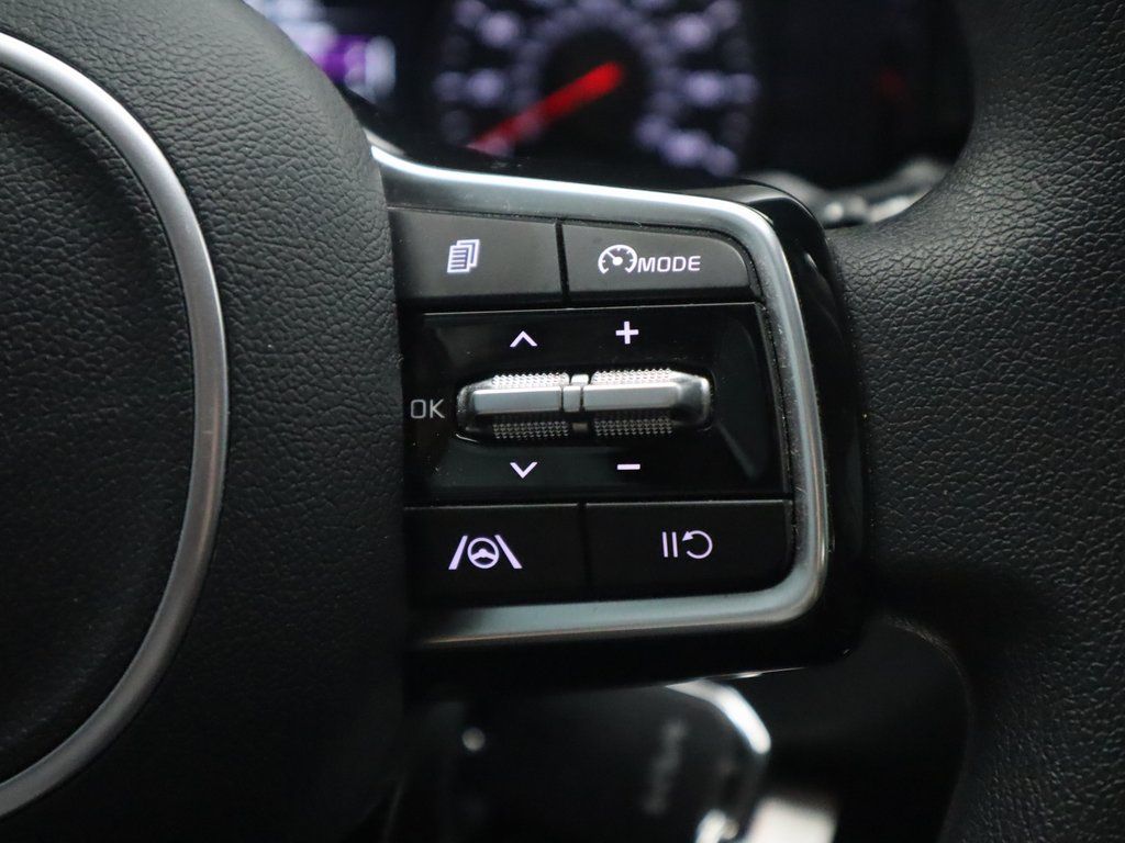 Thumbnail: 2022 Kia Sorento - 12