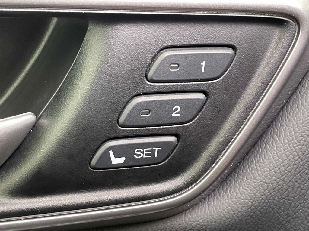 2021 Honda CR-V Touring  at John Sisson Motors