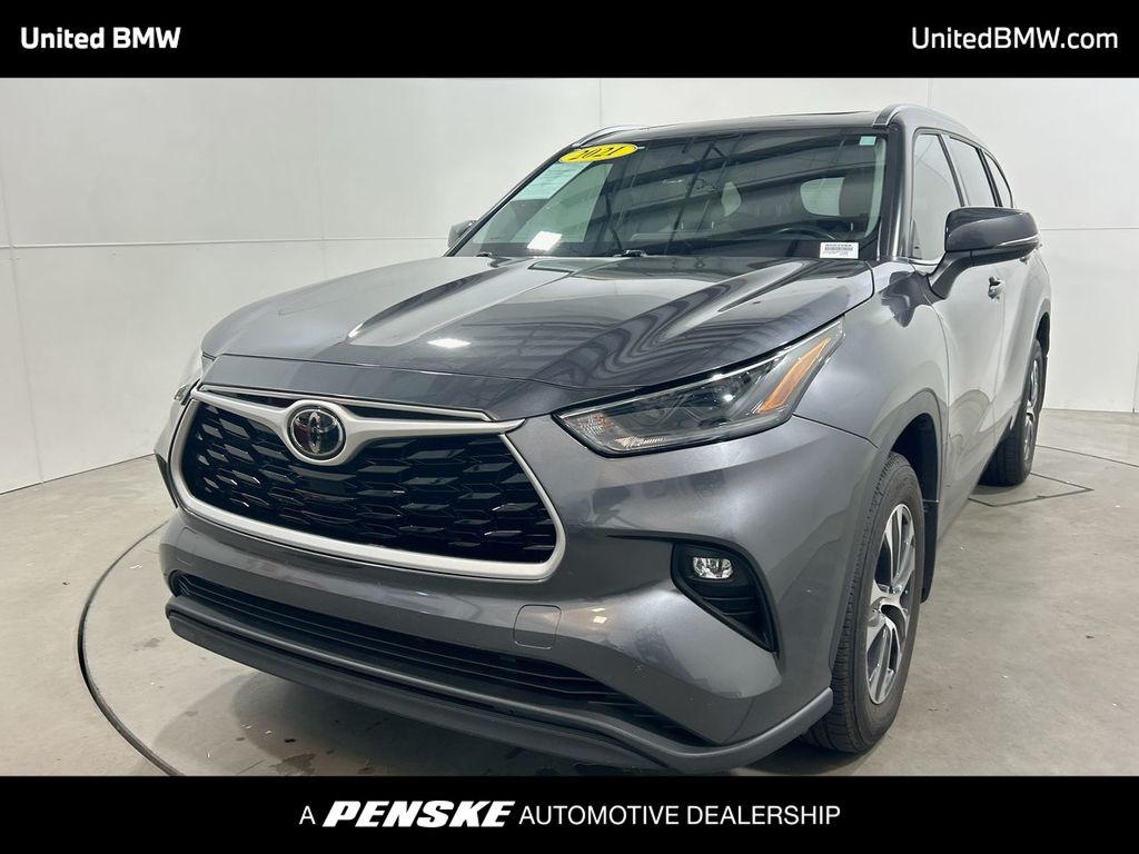 2021 Toyota Highlander XLE -
                Roswell, GA