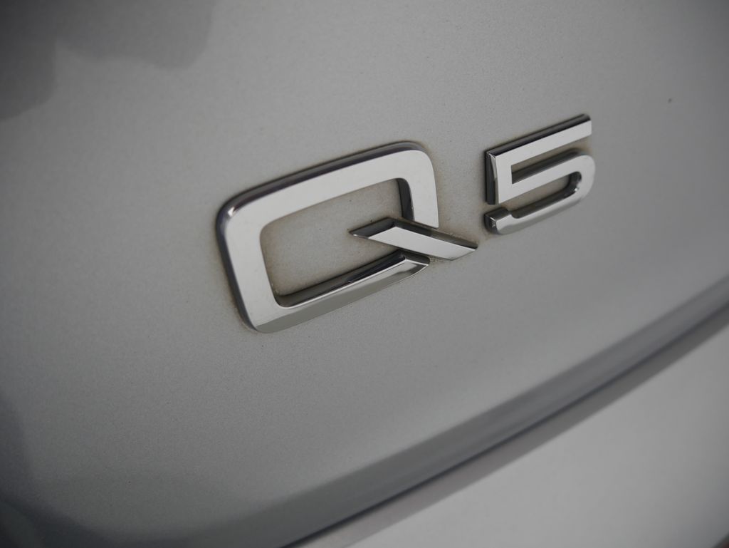 Thumbnail: 2018 Audi Q5 - 11