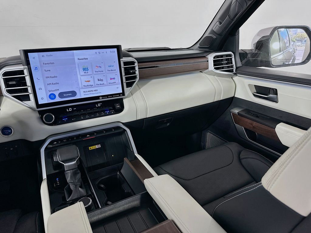 2023 Toyota Tundra Capstone 24