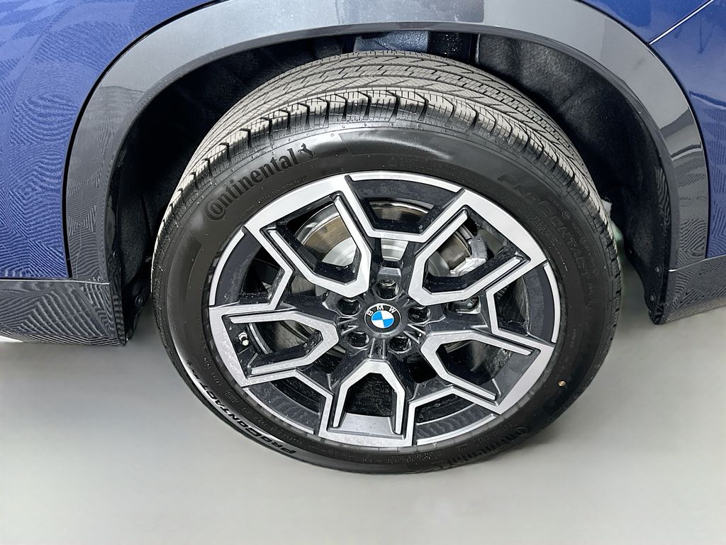 Thumbnail: 2025 BMW X1 - 23