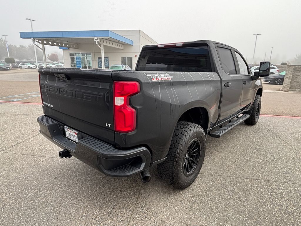 Thumbnail: 2022 Chevrolet Silverado 1500 - 5