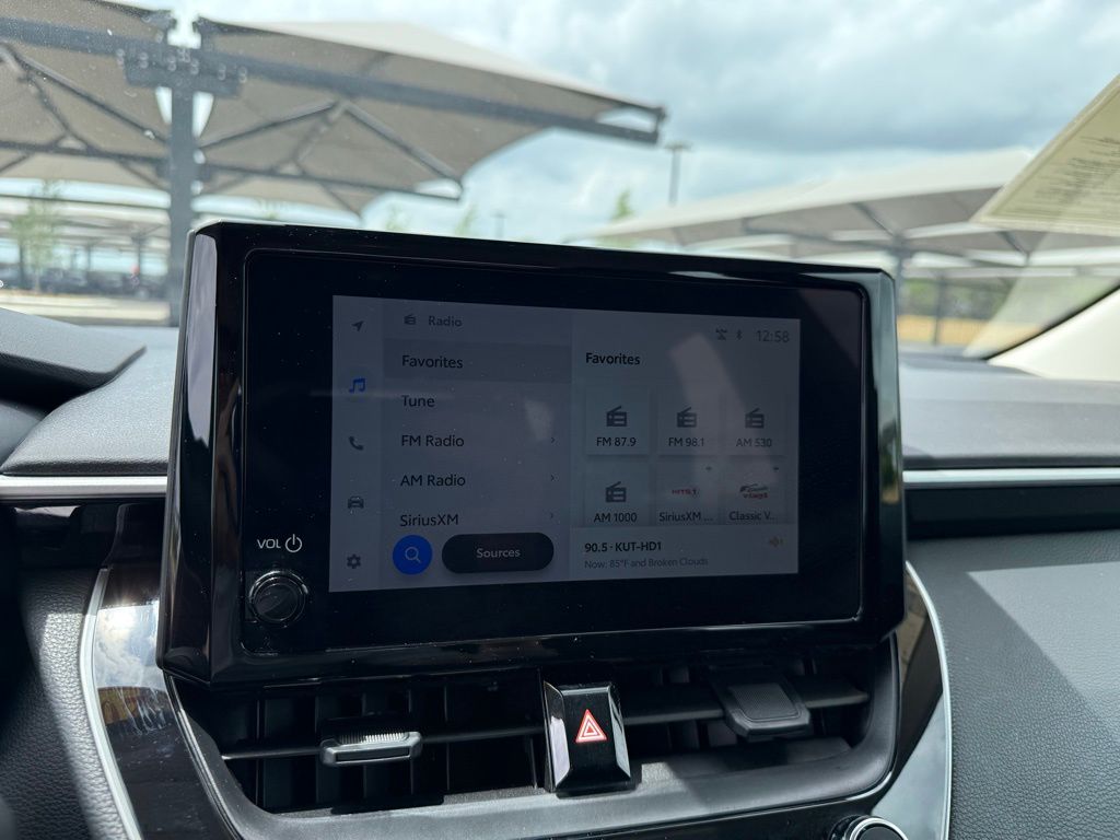 Thumbnail: 2025 Toyota Corolla - 18