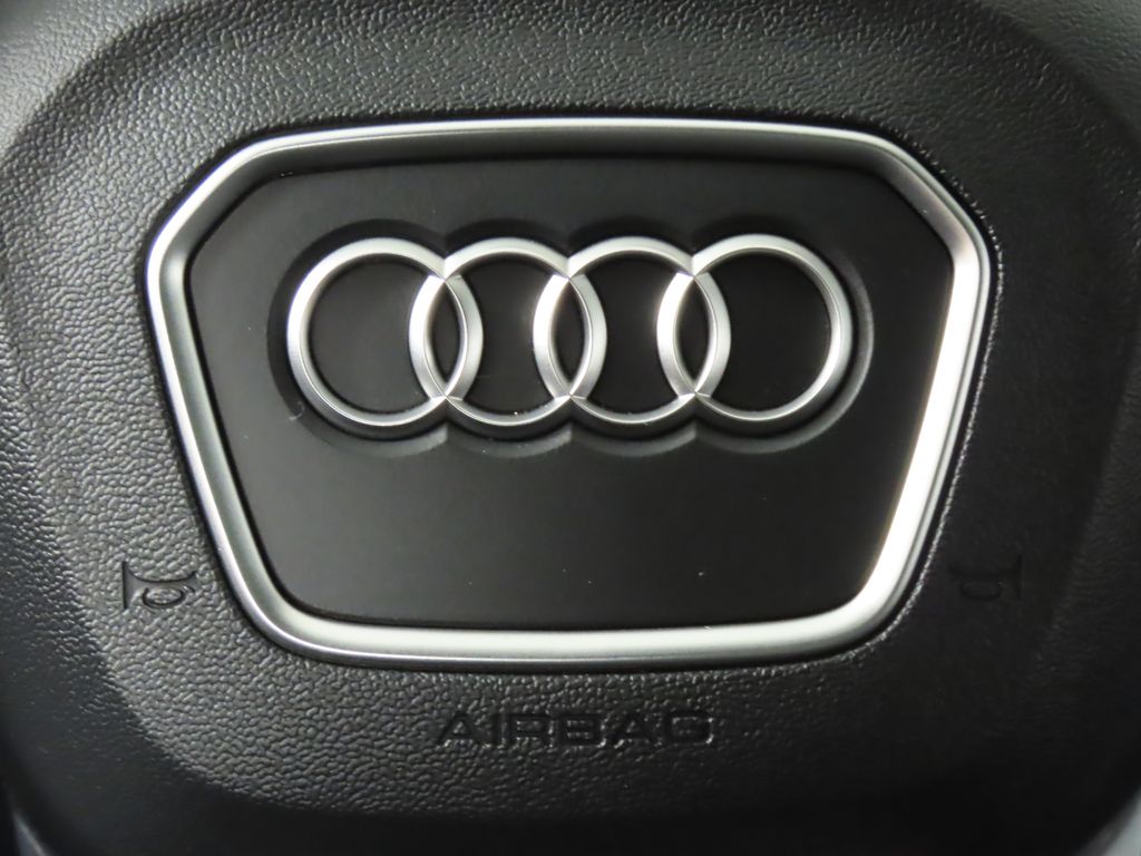 Thumbnail: 2023 Audi Q3 - 18