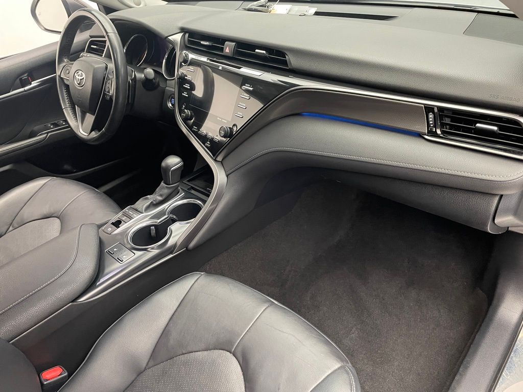2020 Toyota Camry XSE 16