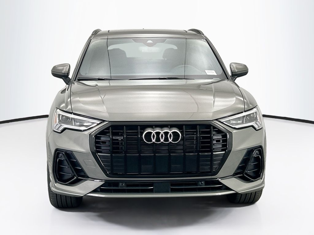 Thumbnail: 2025 Audi Q3 - 2