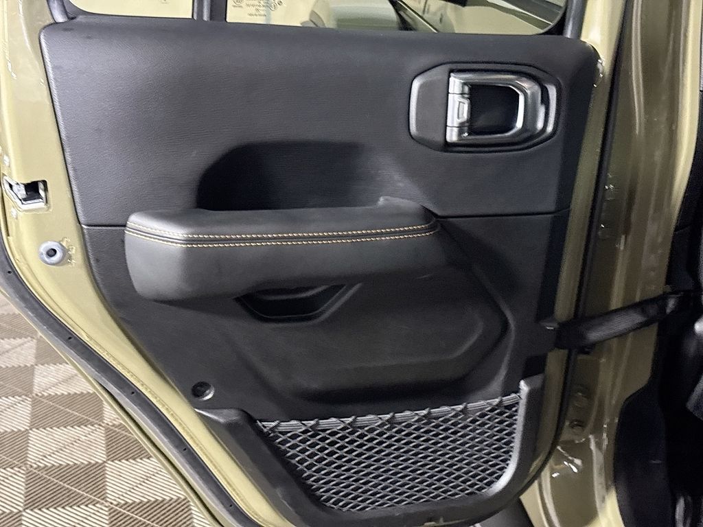 2025 Jeep Wrangler Rubicon 392