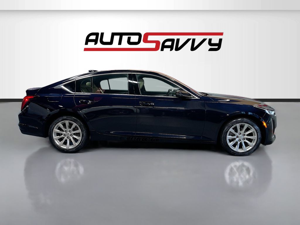 Used 2021 Dark Moon Blue Metallic Cadillac Luxury image 8