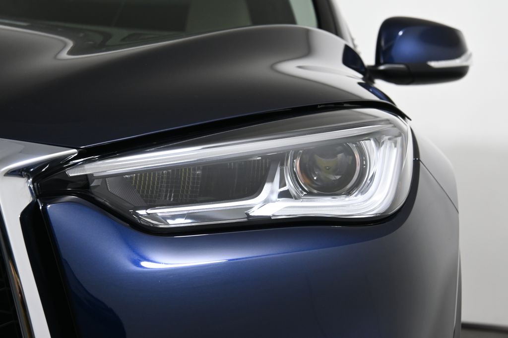 Thumbnail: 2022 INFINITI QX50 - 10