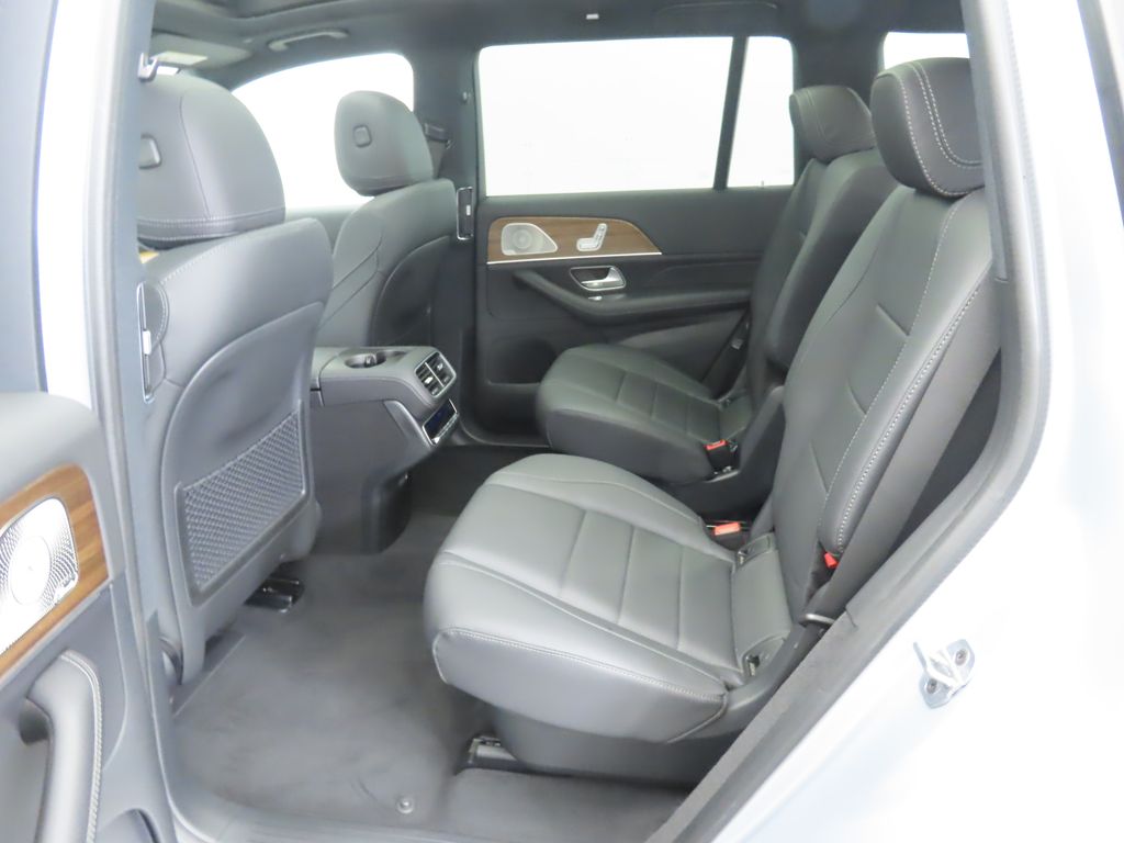 Thumbnail: 2025 Mercedes-Benz GLS - 22