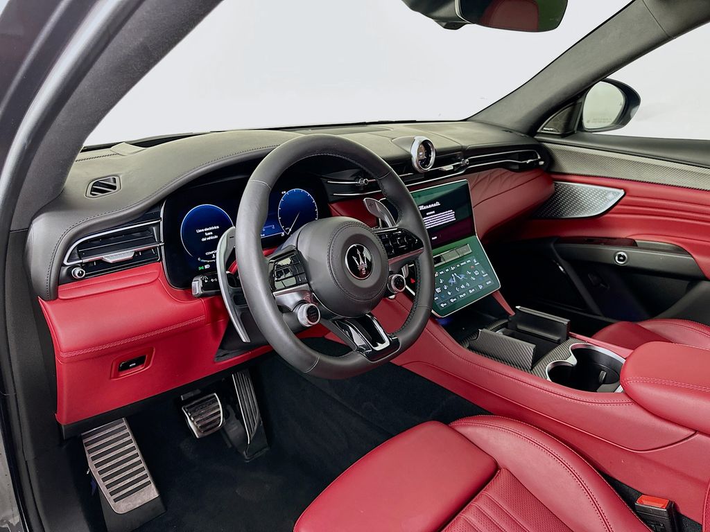 Thumbnail: 2023 Maserati Grecale - 9