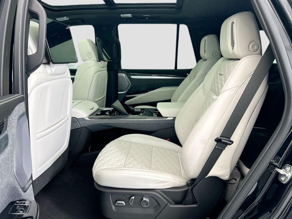 Thumbnail: 2025 Cadillac Escalade - 20