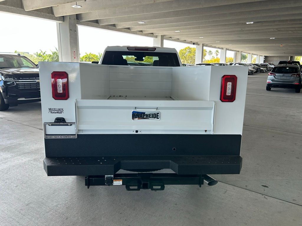 New 2026 Summit White Chevrolet Work Truck image 4