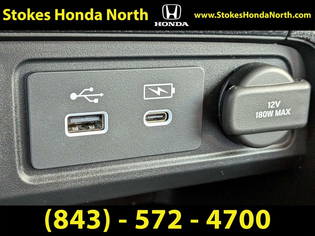 Used 2025 Honda Pilot SUV
