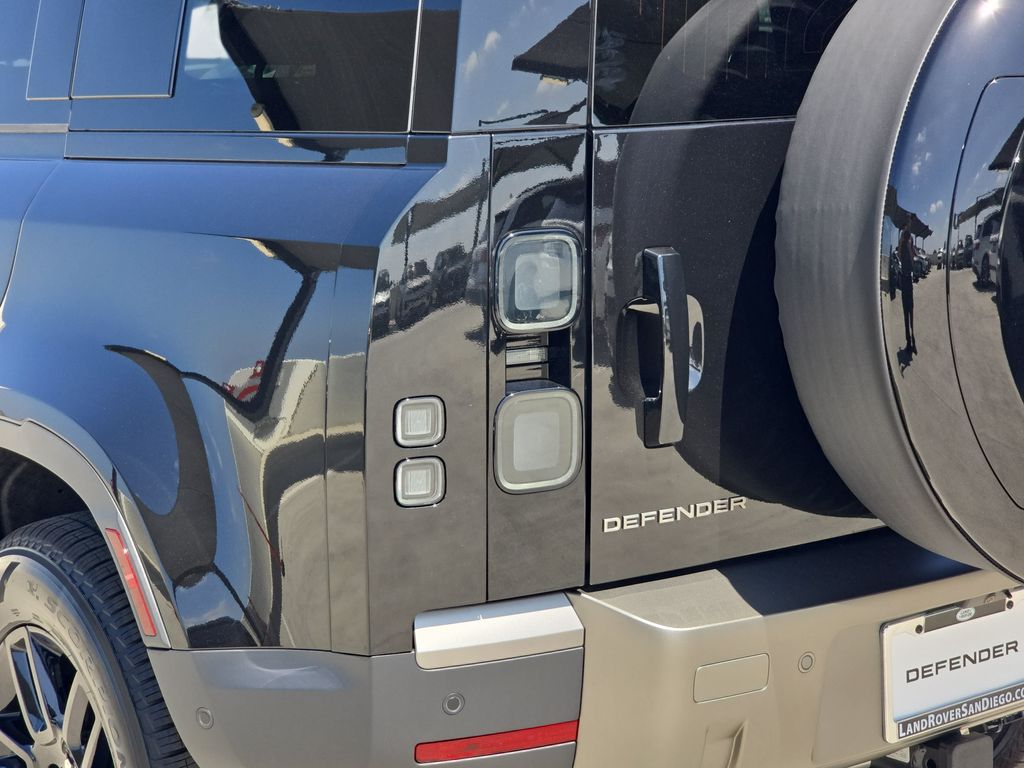 New 2026 Black Land Rover S image 35