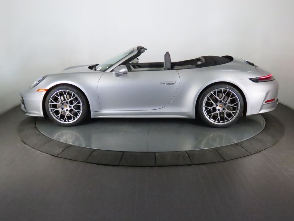 Thumbnail: 2026 Porsche 911 - 12