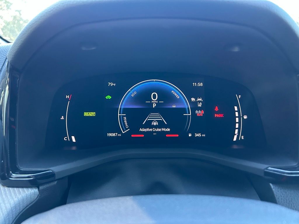 Thumbnail: 2025 Toyota Camry - 22