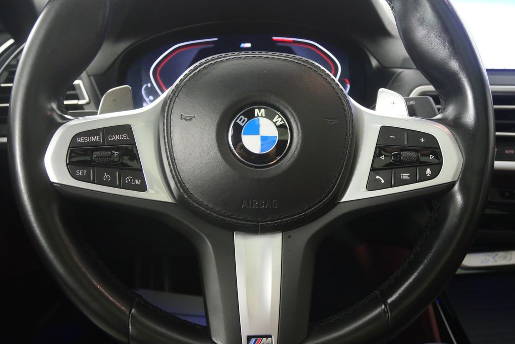Thumbnail: 2022 BMW X4 - 17