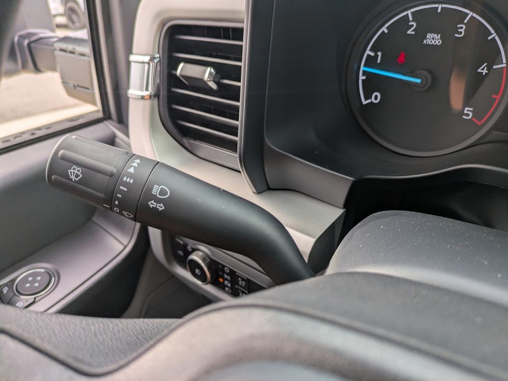 2025 Ford F-550 Chassis XL