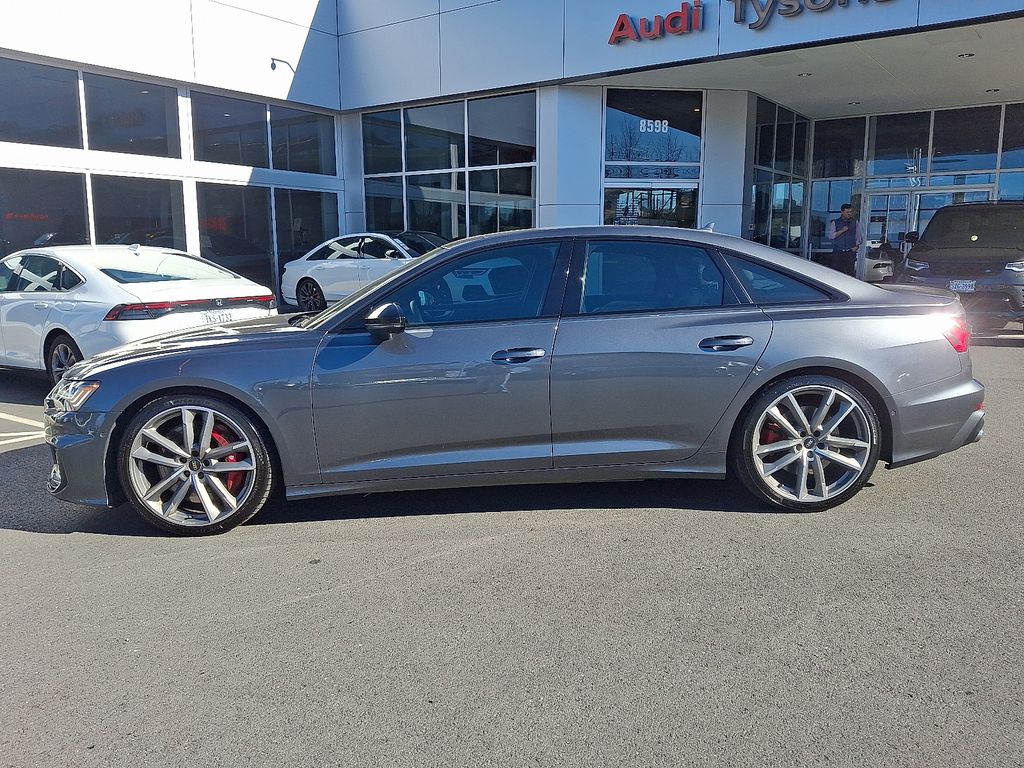Thumbnail: 2021 Audi S6 - 7