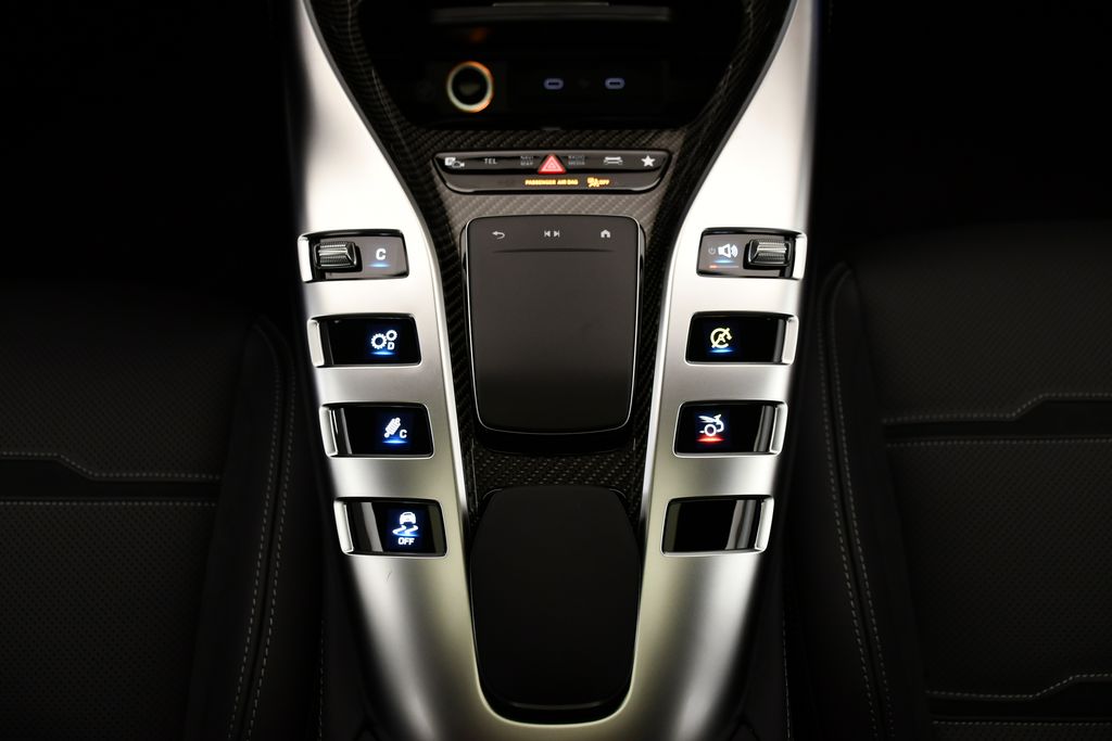 Thumbnail: 2026 Mercedes-Benz AMG GT - 32