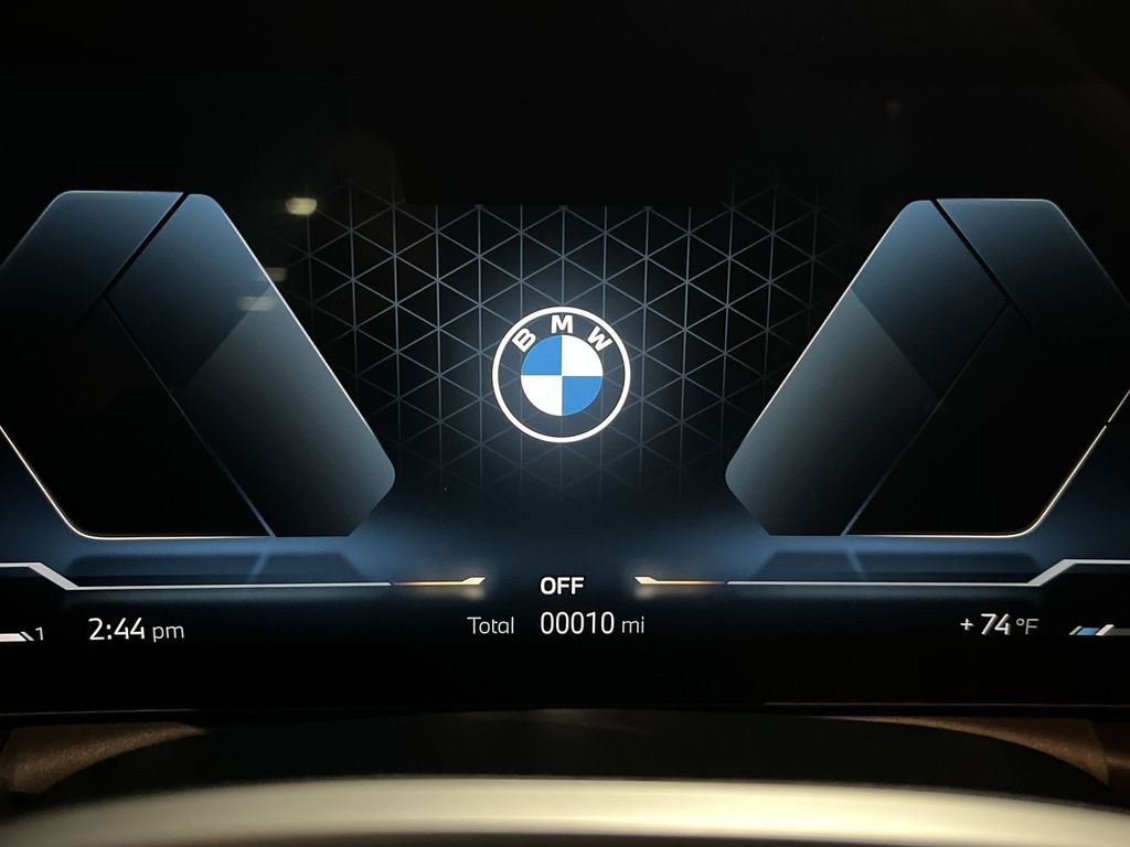 Thumbnail: 2025 BMW 3 Series - 15