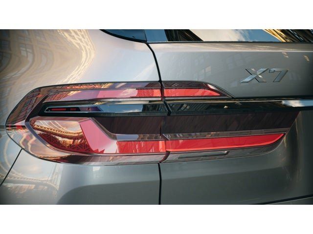 2026 BMW X7 xDrive40i 8