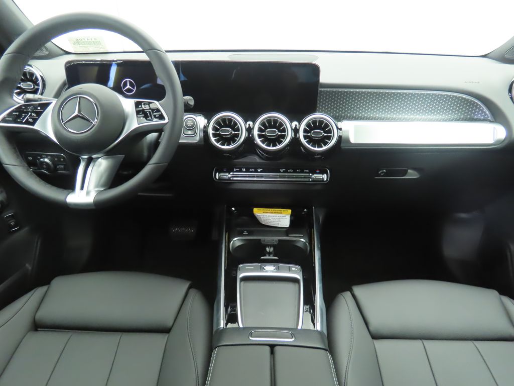 Thumbnail: 2025 Mercedes-Benz GLB - 14