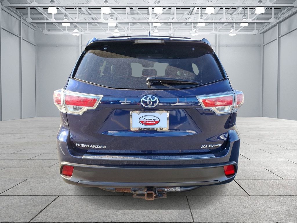 2016 Toyota Highlander XLE 5