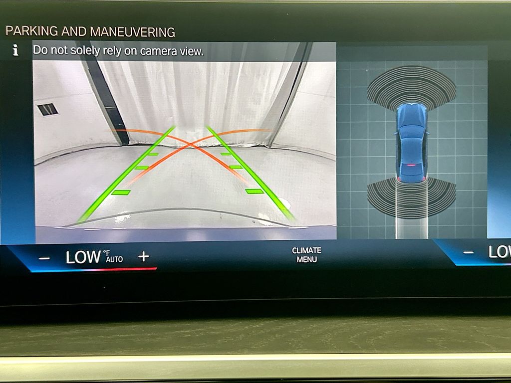 Thumbnail: 2024 BMW 3 Series - 15