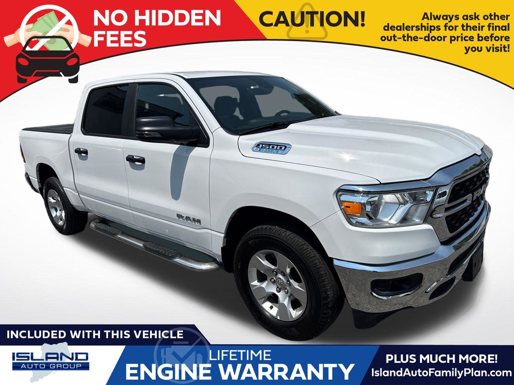 Bright White Clearcoat 2024 RAM 1500 Pickup Truck Four-Wheel Drive 8-Speed Automatic