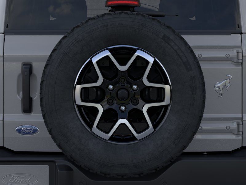 2026 Avalanche Gray Ford Bronco Outer Banks 4X4 SUV