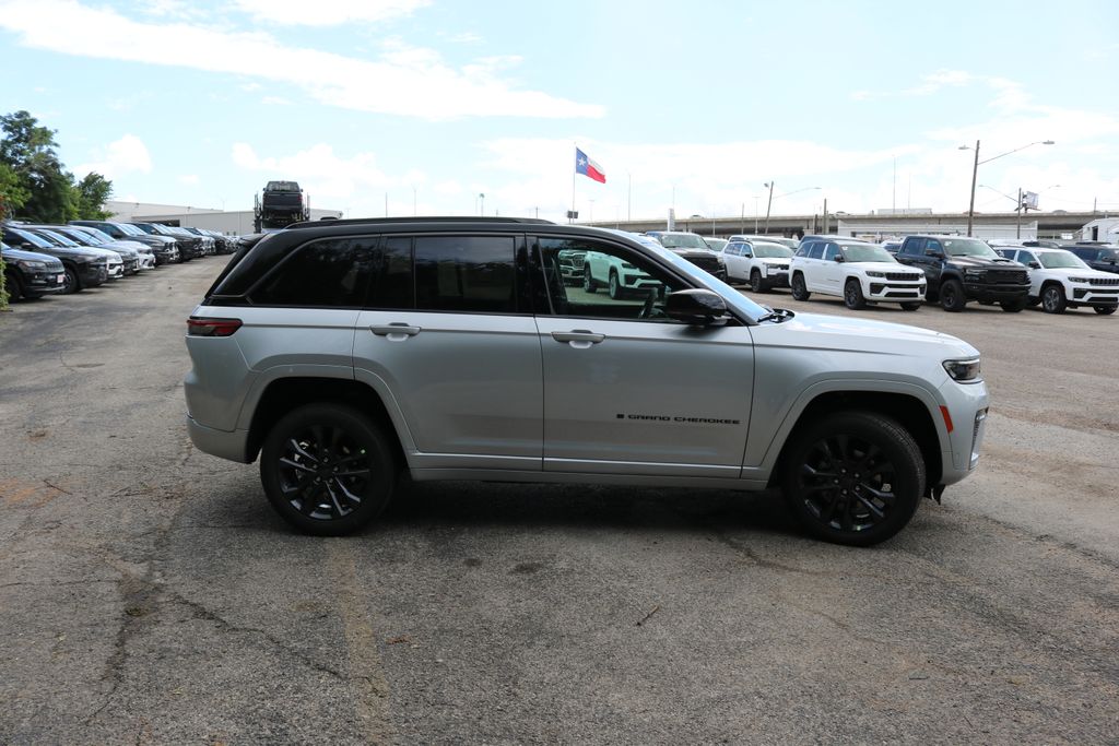 New 2026 Silver Jeep Limited Reserve image 6