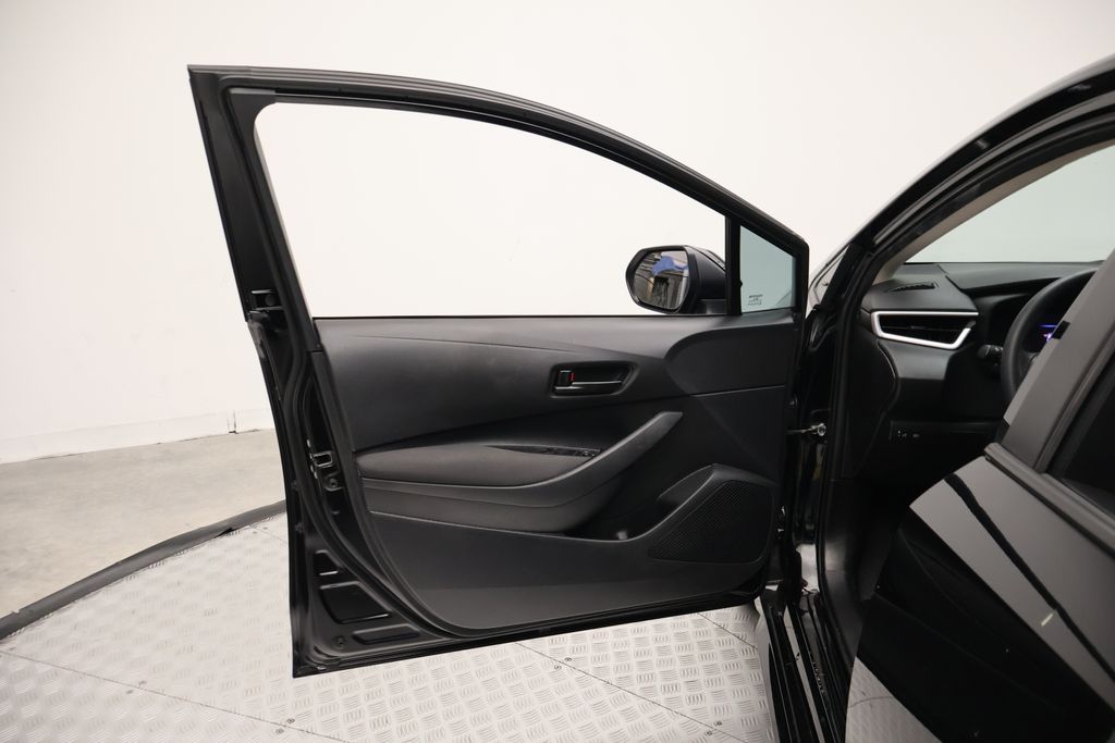 Thumbnail: 2025 Toyota Corolla - 16
