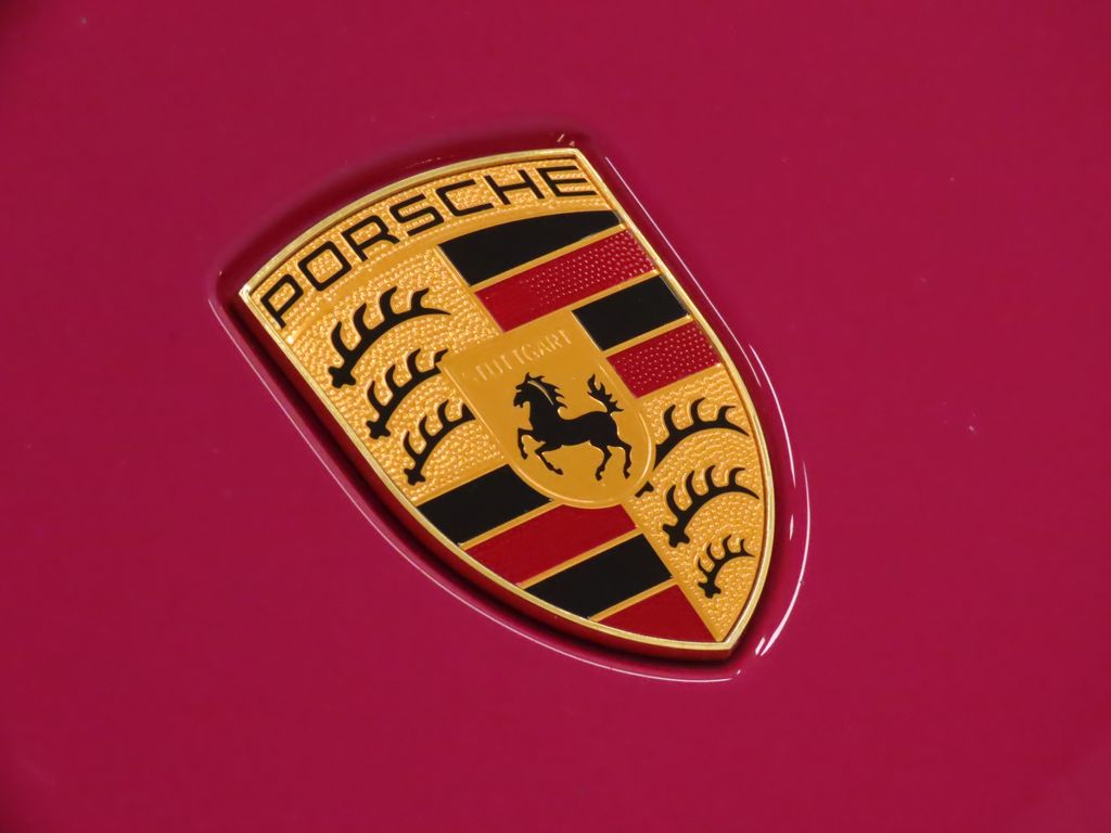 Thumbnail: 2022 Porsche Taycan - 13
