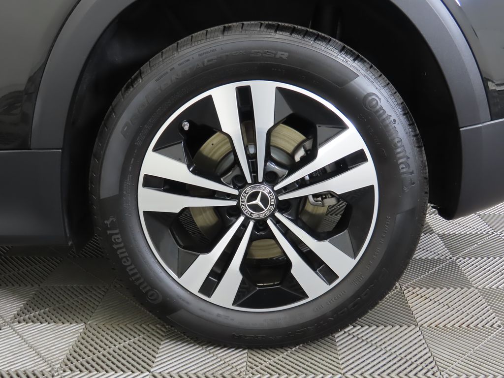 Thumbnail: 2025 Mercedes-Benz GLB - 31