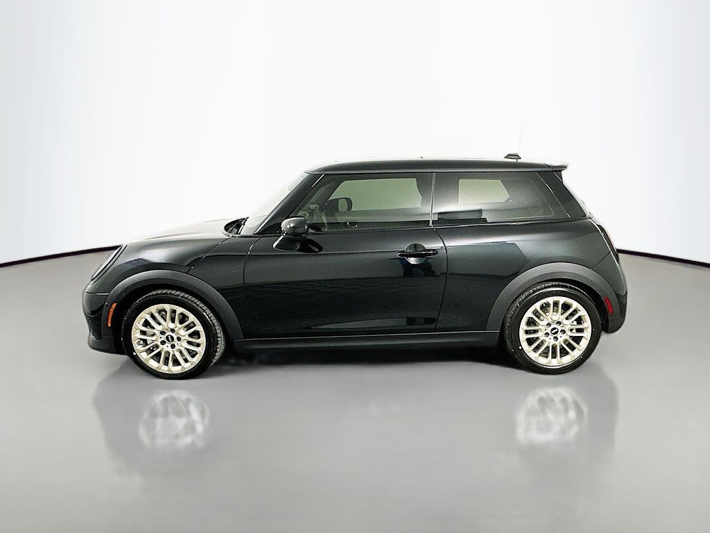 2025 MINI Cooper S 8