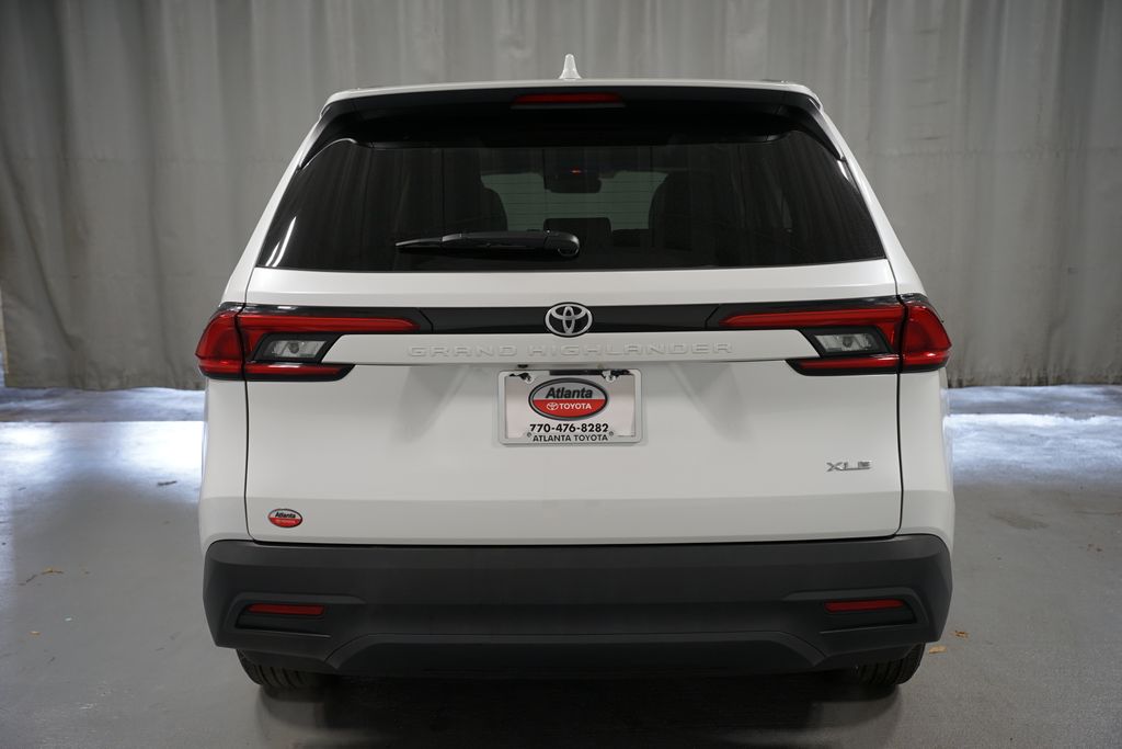 Thumbnail: 2024 Toyota Grand Highlander - 7