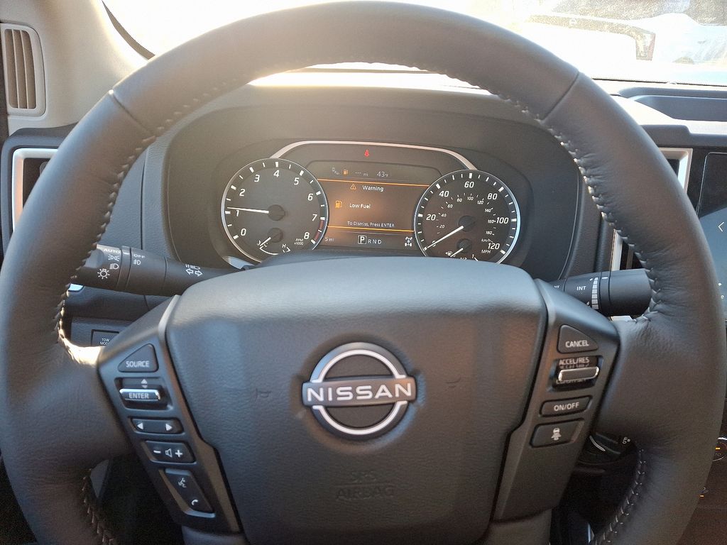 Thumbnail: 2025 Nissan Frontier - 9